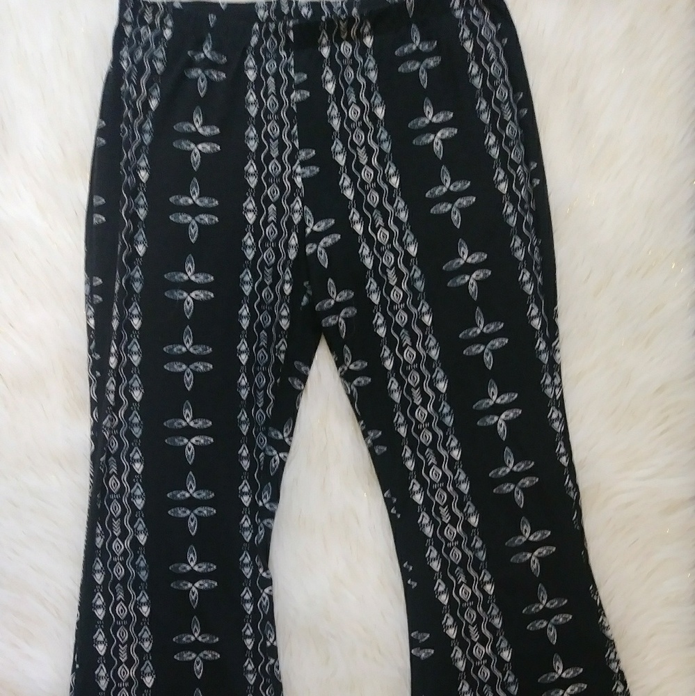 MOSSIMO Woman's pants